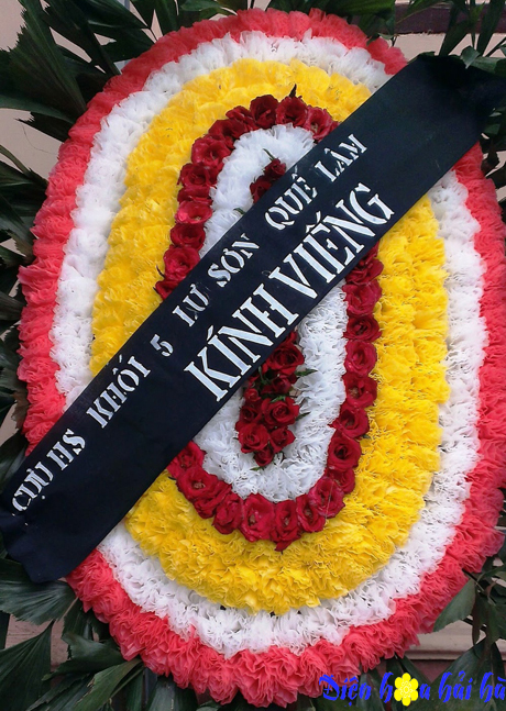 Đặt vòng hoa tang lễ tại Hà Nội 250k. 