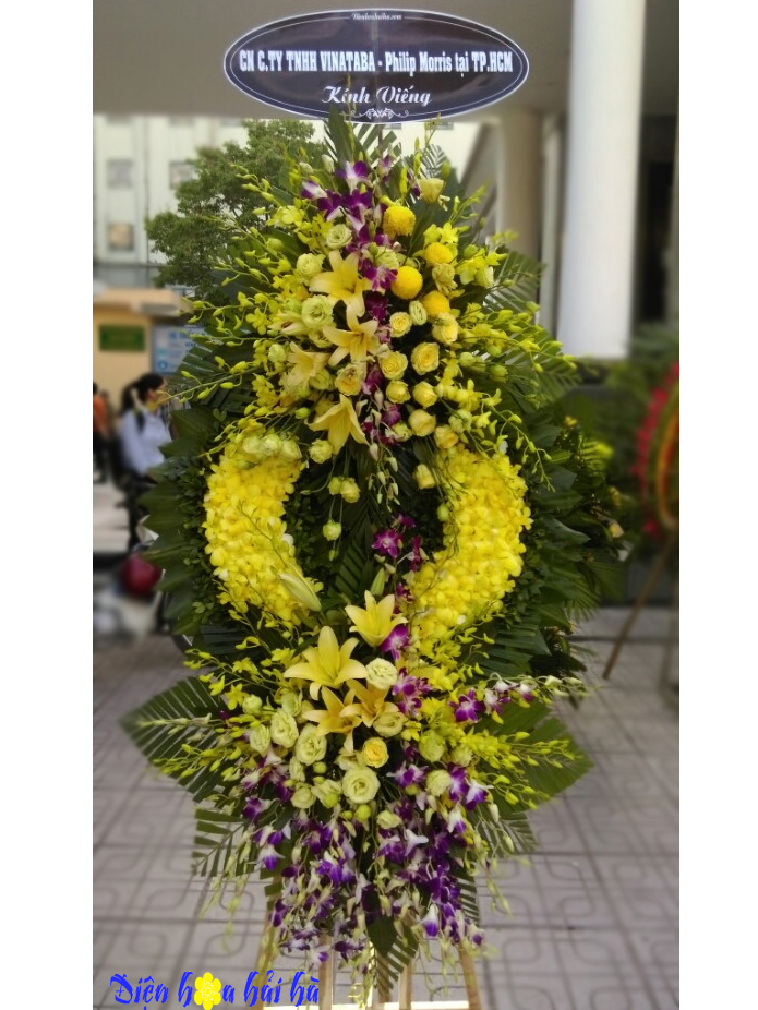 Đặt vòng hoa đám tang sang trọng tại Hà Nội