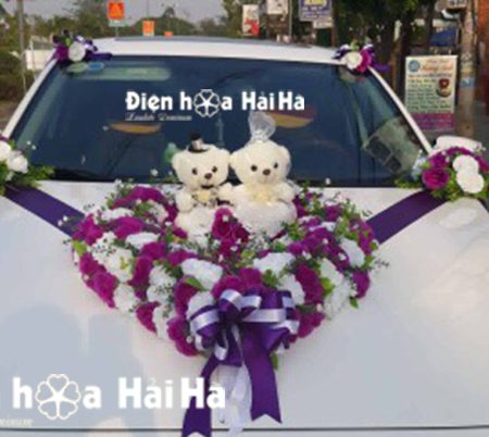 Bán hoa giả trang trí xe cưới giá rẻ đi cao tốc (3)