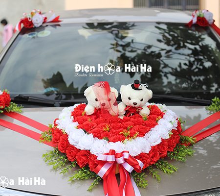 Bán hoa giả trang trí xe cưới hồng đỏ 1 viền trắng giá rẻ mã XHG-050 (3)