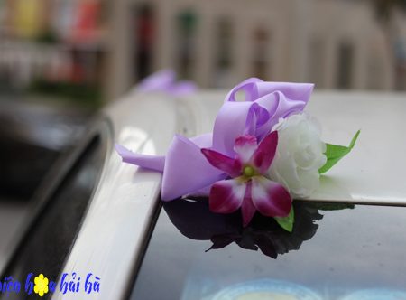 Bán hoa giả trang trí xe hoa lan tím giá rẻ (5)