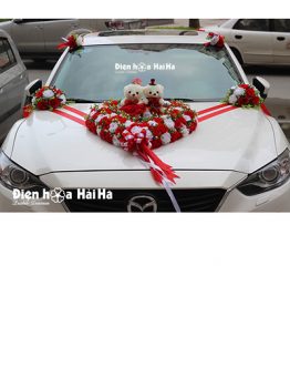 Bộ hoa giả trang trí xe cưới trái tim đỏ trắng giá rẻ mã XHG-042 đi cao tốc (1)