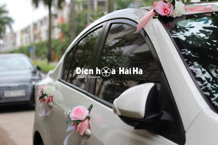 Bộ hoa xe cưới bằng lụa kèm chữ Just Married hiện đại mã XHG-077 (6)