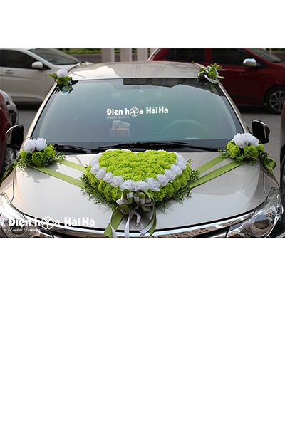 Hoa giả trang trí xe cưới hoa hồng xanh đặc biệt mã XHG-065 đi cao tốc (1)