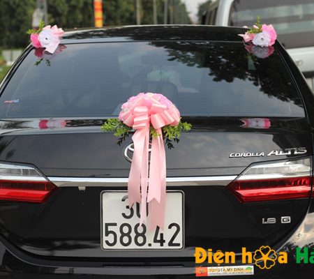 Hoa giả trang trí xe cưới tphcm hồng phấn tường vi song hỷ mã XHG-064 (11)