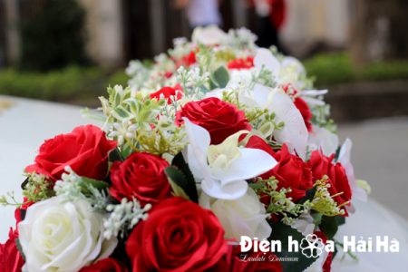 Hoa lụa trang trí xe cưới dải hồng đỏ trắng hiện đại XHG-081 sang trọng (11)