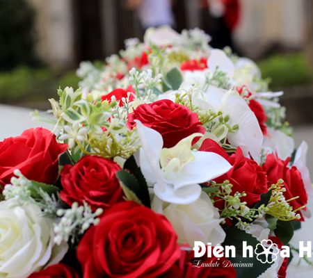 Hoa lụa trang trí xe cưới dải hồng đỏ trắng hiện đại XHG-081 sang trọng (11)