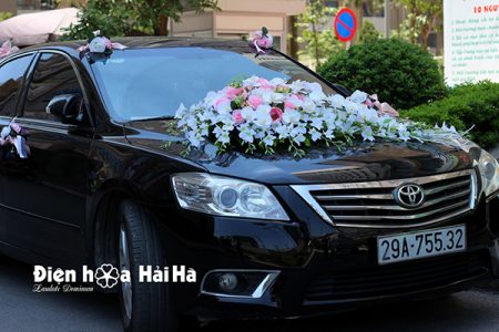 Hoa xe cưới bằng lụa lan dải thiết kế sang trọng mã XHG-080 giá rẻ (7)