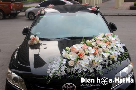 Mẫu xe hoa cưới bằng lụa hoa lan hồ điệp hiện đại mã XHG-082 giá rẻ (12)