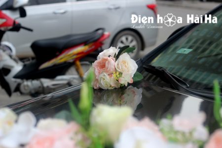 Mẫu xe hoa cưới bằng lụa hoa lan hồ điệp hiện đại mã XHG-082 giá rẻ (6)