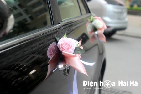 Mẫu xe hoa cưới bằng lụa hoa lan hồ điệp hiện đại mã XHG-082 giá rẻ (8)