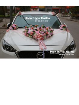 Trang trí xe cưới bằng hoa lụa trái tim thiết kế mới mã XHG-114 sang trọng (1)