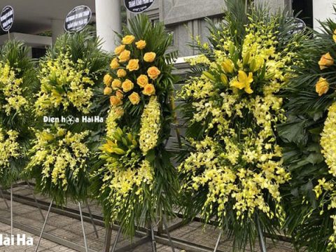 +20 mẫu vòng hoa tang lễ lan vàng tại Hà Nội