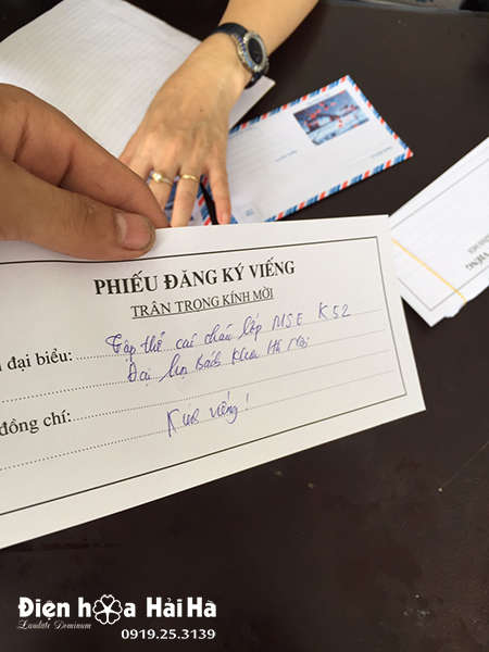 Phiếu đăng ký viếng tại Bàn của Ban tổ chức tang lễ