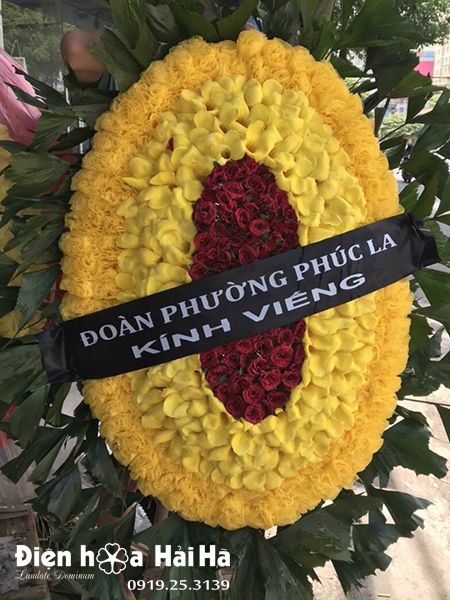 Vòng hoa tang lễ giá rẻ tại Hà Nội
