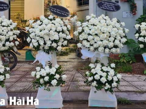 Đặt vòng hoa đám tang huyện Hóc Môn 10 phút