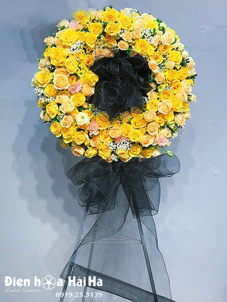 Vòng hoa đám tang hoa hồng vàng - Phân Ưu kính viếng