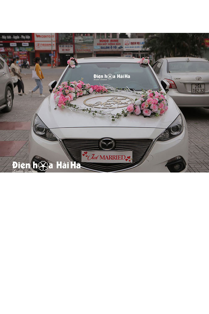 Bộ hoa trang trí xe cưới bằng lụa mẫu mới 2024 phi yến hồng