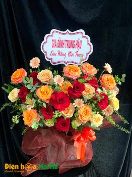 Hoa 20-10 giỏ hoa chúc mừng hạnh phúc tông đỏ cam rực rỡ