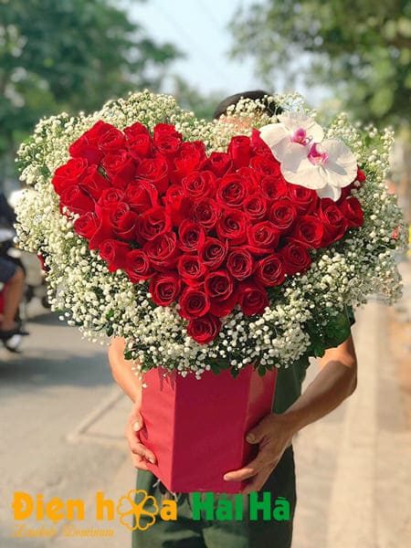 Giỏ hoa tặng vợ ngày 20-10 My Love trái tim hồng đỏ