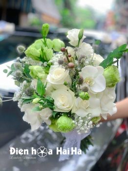 Bó hoa cưới cầm tay – Chờ mong