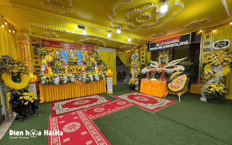 Hoa tang lễ nên dùng hoa màu gì phù hợp nhất