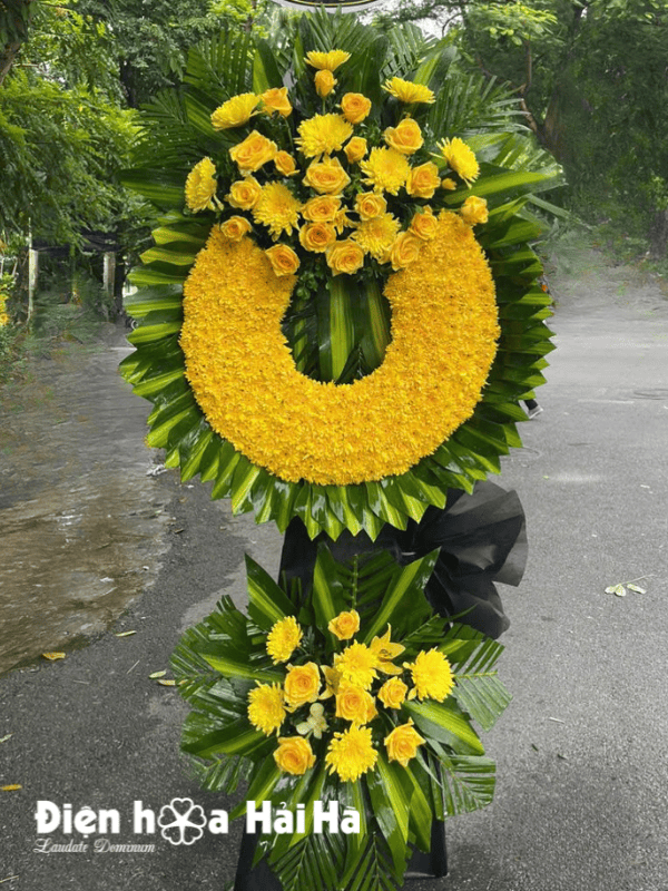Kệ hoa chia buồn hoa cúc vãng mẫu mới nhất