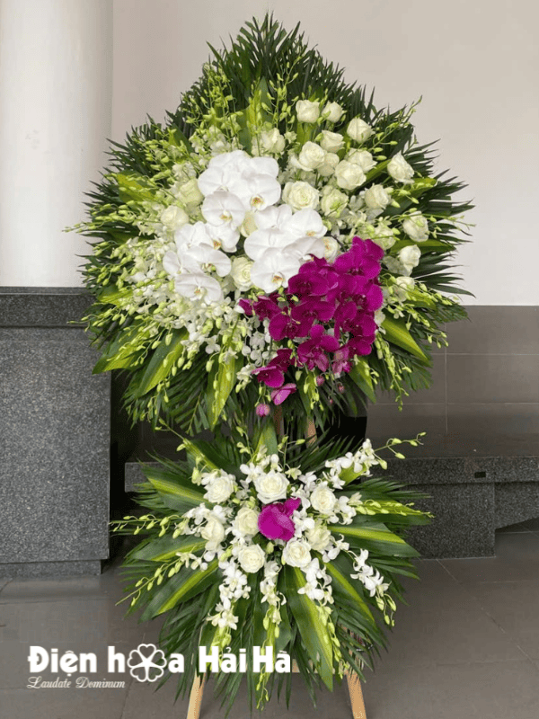Lẵng hoa chia buồn mẫu hiện đại, sang trọng