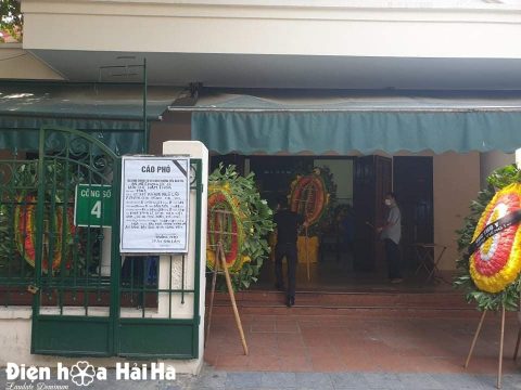 Đặt vòng hoa gần nhà tang lễ bệnh viện Việt Đức 5 phút | 0983698184