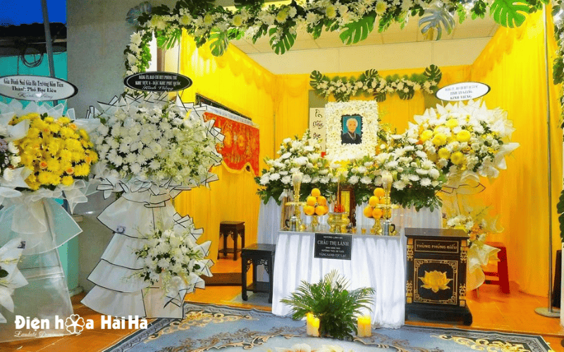 Vòng hoa đám tang Chùa Vĩnh Nghiêm
